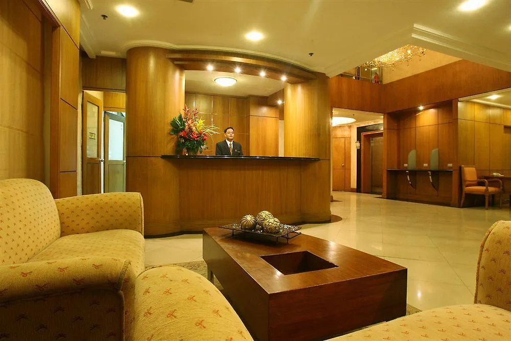 *** Hotel Herald Suites Solana Manila Philippines