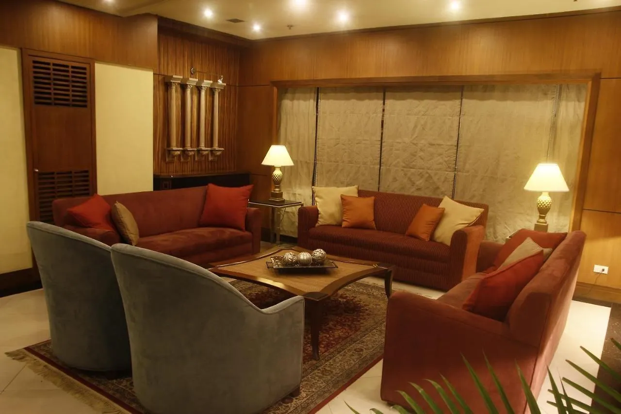 Herald Suites Solana Makati City